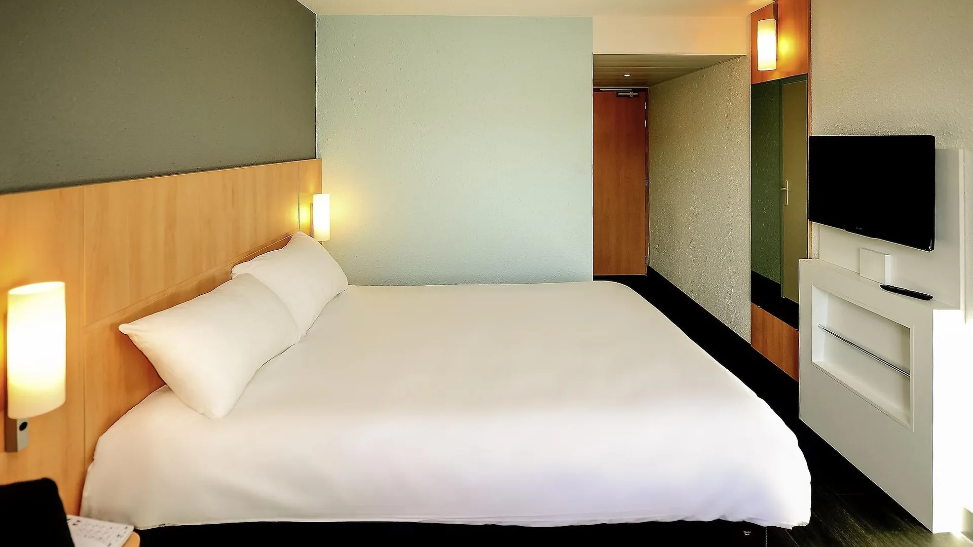 Ibis Avignon Centre Gare Hotel