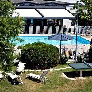 Ibis Styles Sud *** Awinion