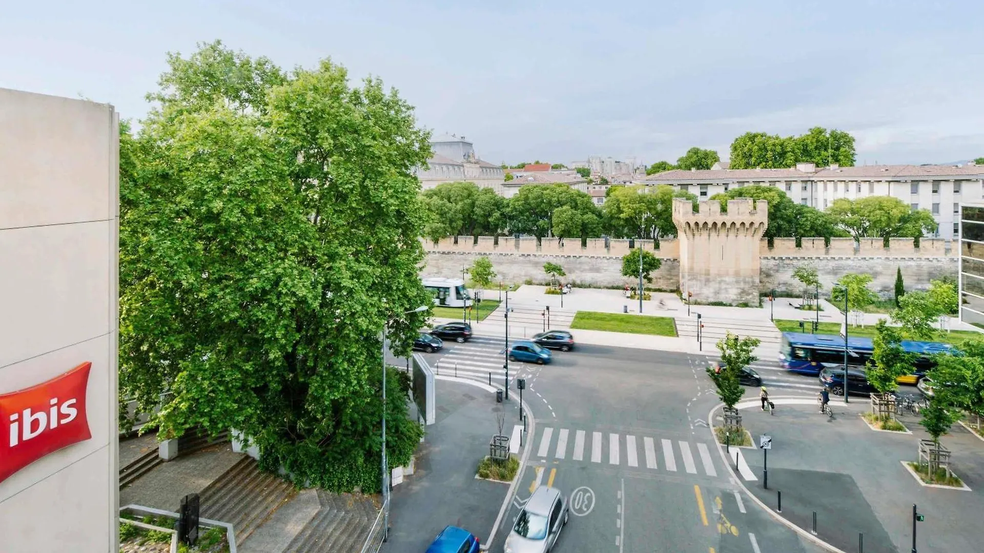 Ibis Avignon Centre Gare Hotel