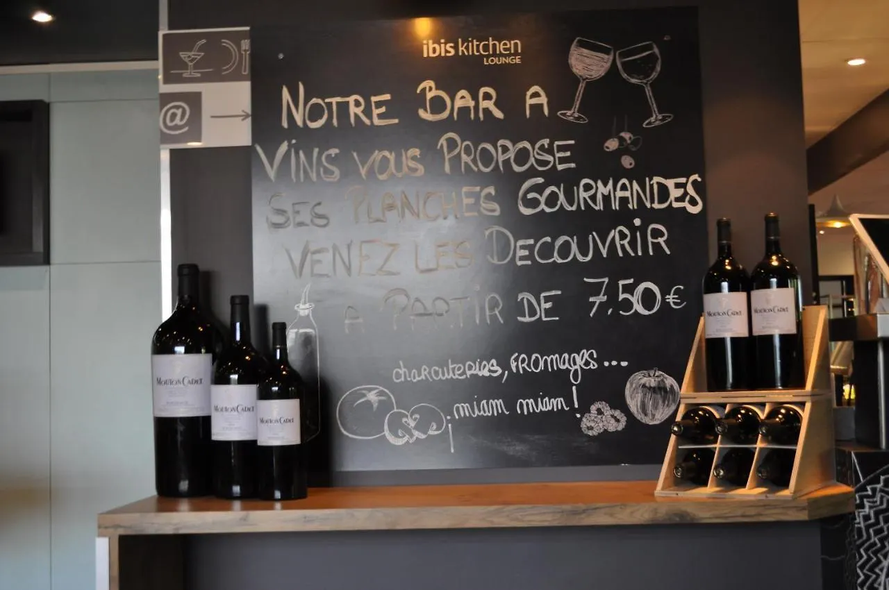 Ibis Avignon Centre Gare Hotel 3*,